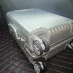 LYVOI ALUMINIUM SUITCASE photo review